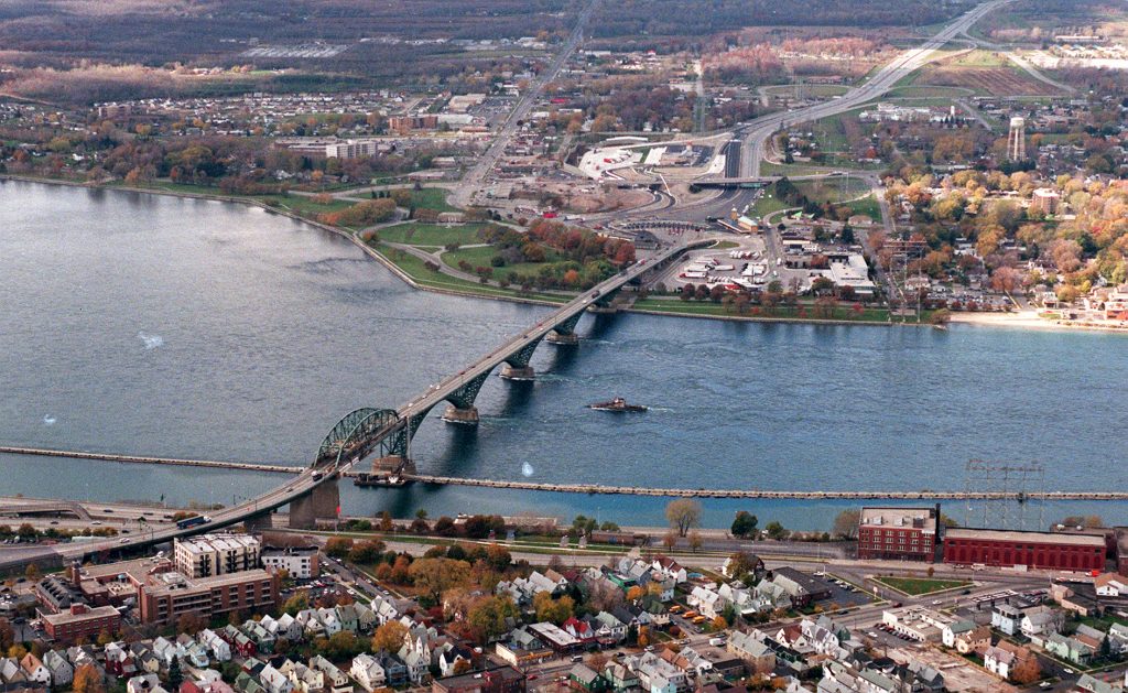 World Peace Bridge Riverside Peace Bridge Oversize Restriction to Begin | ACE Heavy Haul